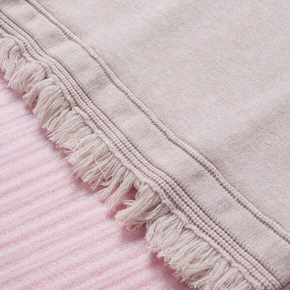 B017 Solid Color V Neck Tasseled Sweater - Picture 5 of 5